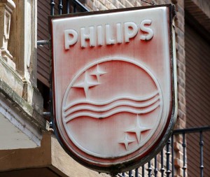 Don Diseño 3 ejemplos de la escalera del diseño - Sin diseño - Parte uno - 02 - Viejo cartel de Philips
