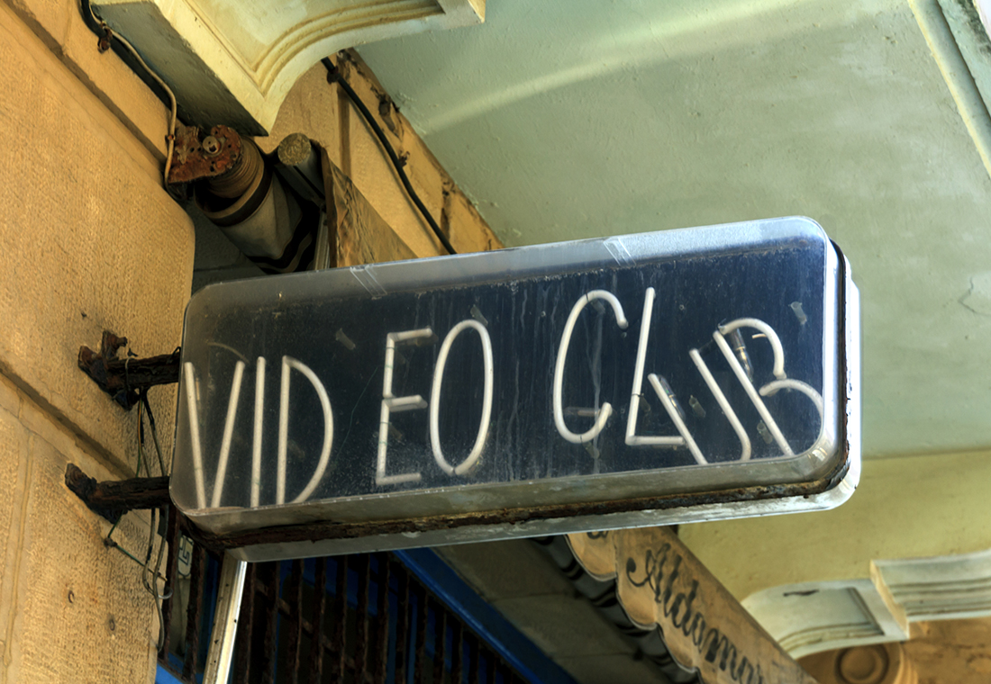 Don Diseño - Cómo hacer un presupuesto de servicios profesionales. Qué sucede cuando no lo tienes claro. - Video club cerrado, San Sebastian - 2015 - Carlos Luzón